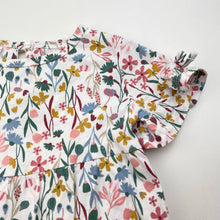 Load image into Gallery viewer, Girls Carter&#39;s, floral cotton tee / top, GUC, size 1,  