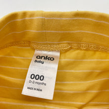 Load image into Gallery viewer, Unisex Anko, lightweight stretchy shorts, elasticated, EUC, size 000,  