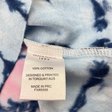 Load image into Gallery viewer, Girls GHANDA, raw hem, soft cotton tie-dyed top, EUC, size 7-8,  