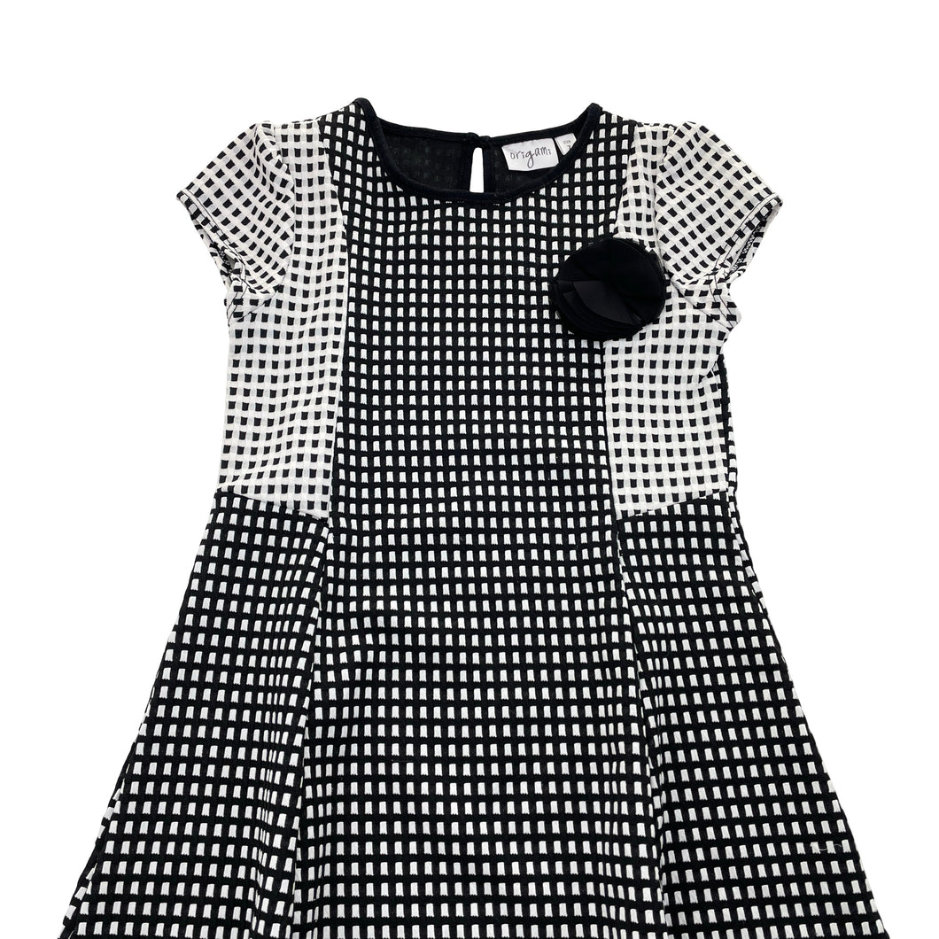 Girls Origami, black & white party dress, EUC, size 7, L: 65cm