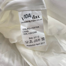 Load image into Gallery viewer, Girls Val Max, Italian designer floral party / formal dress, EUC, size 10, L: 76cm