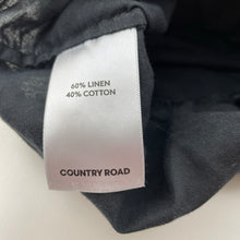Load image into Gallery viewer, Girls Country Road, scallop trim linen / cotton top, EUC, size 8,  