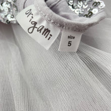 Load image into Gallery viewer, Girls Origami, tulle &amp; sequin party dress (light marks back bodice), FUC, size 5, L: 57cm