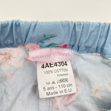 Load image into Gallery viewer, Girls LAPIN HOUSE, lightweight floral cotton pants, elasticated, inside leg: 35.5cm, EUC, size 5,  