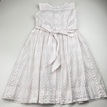 Load image into Gallery viewer, Girls D EMBROIDERY, smocked cotton dress (discolouration on skirt), FUC, size 5, L: 66cm
