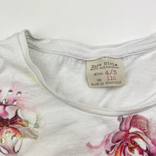Load image into Gallery viewer, Girls Zara, embellished tee / top, butterflies (marks lower front), FUC, size 4-5,  