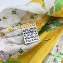 Load image into Gallery viewer, Girls Bella + Lace, hand made, lightweight floral cotton skirt, elasticated, L:45cm, EUC, size 3,  