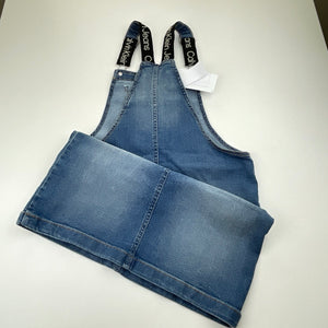 Girls Calvin Klein Jeans, stretchy denim overalls dress / pinafore, NEW, size 8-10, L: 73cm