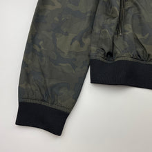 Load image into Gallery viewer, Boys Zara, lightweight cam print jacket, no size, armpit-armpit:50 cm, shoulder-cuff: 61cm, EUC, size 16-18,  