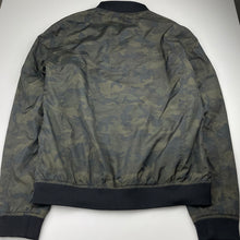 Load image into Gallery viewer, Boys Zara, lightweight cam print jacket, no size, armpit-armpit:50 cm, shoulder-cuff: 61cm, EUC, size 16-18,  