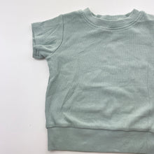 Load image into Gallery viewer, Unisex Tiny Trove, ribbed cotton short sleeve top, EUC, size 0,  