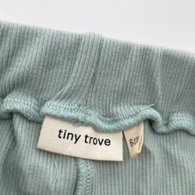 Load image into Gallery viewer, Unisex Tiny Trove, ribbed cotton shorts, elasticated, EUC, size 0,  