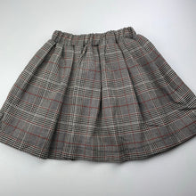 Load image into Gallery viewer, Girls QUEENBABY, lined, checked skirt, elasticated, L:31cm, EUC, size 6,  