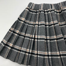 Load image into Gallery viewer, Girls Fruit hee, wool blend pleated skirt, elasticated, L:31cm, EUC, size 5-6,  