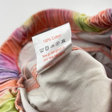 Load image into Gallery viewer, Boys SIR SERAPH, colourful cotton shorts, elasticated (light wear back pocket), FUC, size 6,  