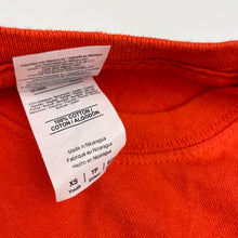 Load image into Gallery viewer, Unisex GILDAN, orange cotton tee / top, Size XS, armpit-armpit: 38cm, EUC, size 7-8,  