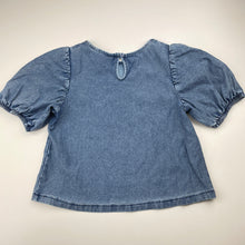 Load image into Gallery viewer, Girls H&amp;M, stretchy knit denim top, GUC, size 7,  