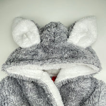 Load image into Gallery viewer, Unisex grey, soft fleece dressing gown / bath robe, no size, shoulder-cuff: 30cm, EUC, size 3,  