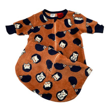 Load image into Gallery viewer, Unisex Baby Berry, soft fleece sleeping bag, EUC, size 00,  