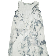 Load image into Gallery viewer, Girls PAVEMENT, lined lightweight high-low top, EUC, size 8,  