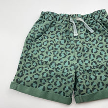 Load image into Gallery viewer, Boys Milky, stretchy shorts, elasticated (pilling on cuffs), FUC, size 4,  