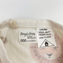Load image into Gallery viewer, Unisex Snuggle Hunny, stretchy organic cotton blend romper, lions, EUC, size 000,  