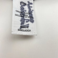 Load image into Gallery viewer, Girls Kids &amp; Co, floral bike shorts, elasticated, GUC, size 4,  