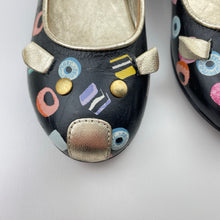 Load image into Gallery viewer, Shoes MARC JACOBS, leather shoes, made in Portugal, EU 31, light scuffs, FUC, size 13,  