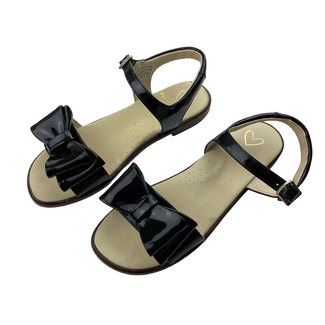 Shoes Panache Kids, black patent leather sandals, made in Spain, EU 33, GUC, size 1.5,  