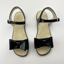 Load image into Gallery viewer, Shoes Panache Kids, black patent leather sandals, made in Spain, EU 33, GUC, size 1.5,  
