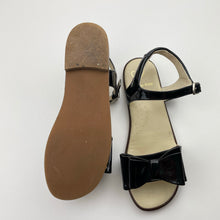Load image into Gallery viewer, Shoes Panache Kids, black patent leather sandals, made in Spain, EU 33, GUC, size 1.5,  