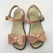 Load image into Gallery viewer, Shoes Panache Kids, pink patent leather sandals, made in Spain, EU 29, GUC, size 11.5,  
