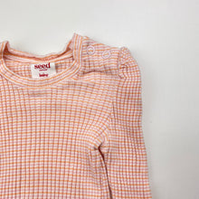 Load image into Gallery viewer, Girls Seed, stretchy ribbed long sleeve top, EUC, size 00,  