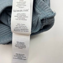 Load image into Gallery viewer, Unisex Mamas &amp; Papas, ribbed bodysuit / romper, EUC, size 0000,  