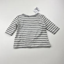 Load image into Gallery viewer, Unisex Tiny Little Wonders, long sleeve tee / top, NEW, size 0000,  