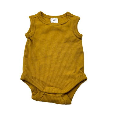 Unisex Target, organic cotton blend bodysuit / romper, EUC, size 0000,  