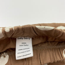 Load image into Gallery viewer, Unisex Baby Berry, cotton shorts, elasticated, NEW, size 0000,  