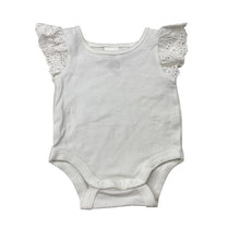 Load image into Gallery viewer, Girls Dymples, broderie trim bodysuit / romper, EUC, size 0000,  