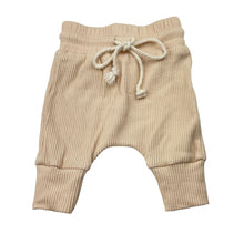 Load image into Gallery viewer, Girls Bubba Deluxe, ribbed stretchy pants / bottoms, elasticated, EUC, size 00,  
