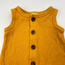 Load image into Gallery viewer, Unisex Baby Berry, ribbed stretchy romper, EUC, size 000,  