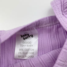 Load image into Gallery viewer, Girls Baby Berry, ribbed summer romper, EUC, size 00000,  