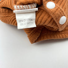 Load image into Gallery viewer, Girls ribbed , ruffle bodysuit / romper, EUC, size 00,  