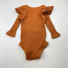 Load image into Gallery viewer, Girls ribbed , ruffle bodysuit / romper, EUC, size 00,  