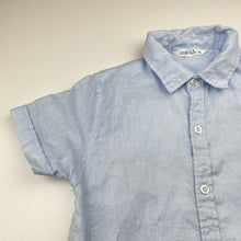 Load image into Gallery viewer, Boys Ollie's Place, blue linen short sleeve shirt, EUC, size 8,  