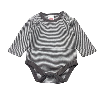 Unisex Ollie's Place, soft cotton bodysuit / romper, EUC, size 0000,  