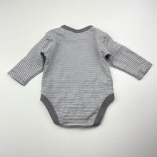 Load image into Gallery viewer, Unisex Ollie&#39;s Place, soft cotton bodysuit / romper, EUC, size 0000,  