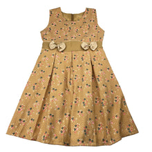 Load image into Gallery viewer, Girls lined, soft feel floral dress, no size, armpit-armpit: 32cm, FUC, size 6-7, L: 67cm