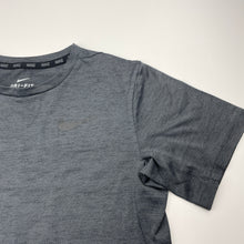 Load image into Gallery viewer, Unisex NIKE, DRI-FIT sports / activewear top, size M, EUC, size 10-11,  