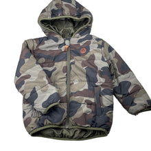 Load image into Gallery viewer, Boys Target, camo print hooded jacket / coat, GUC, size 3,  