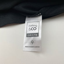 Load image into Gallery viewer, Girls Clothing &amp; Co, black cotton tee / top, dog, EUC, size 9,  